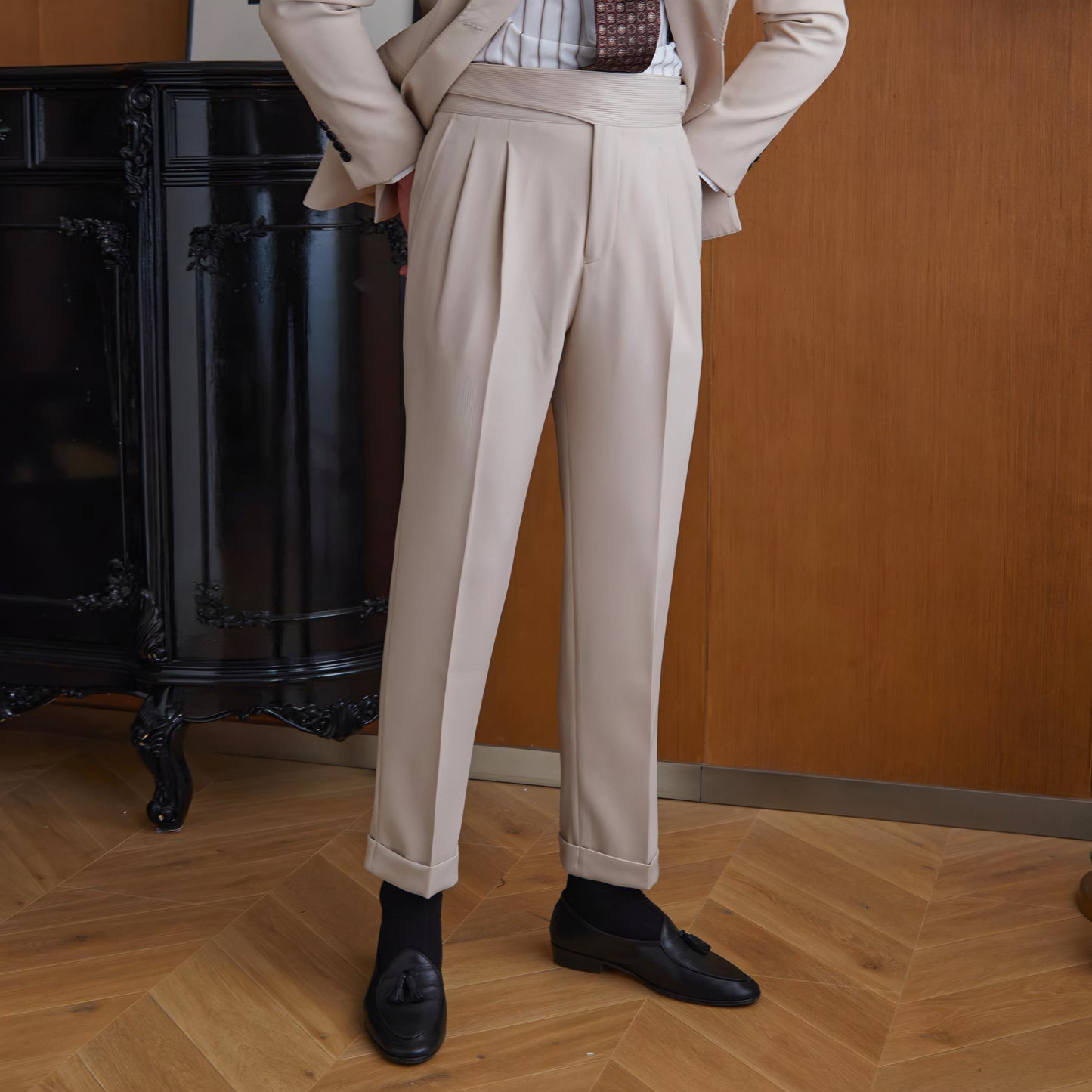 Hallstatt Corduroy Suit