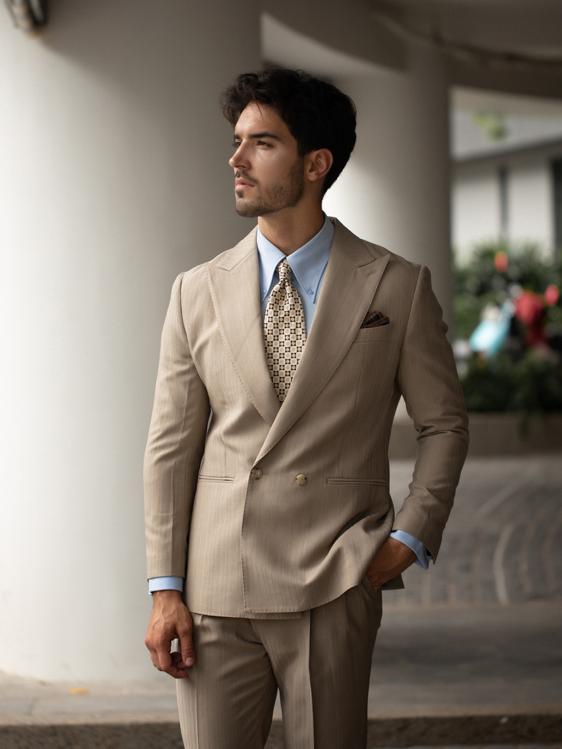 Common Types of Suit Lapels: How to Choose the Right Lapel for Men