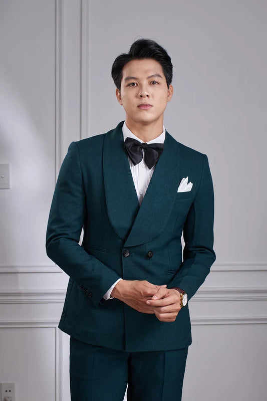 What Is the Black Tie Dress Code? The Art of Dressing for an Elegant Gala Evening