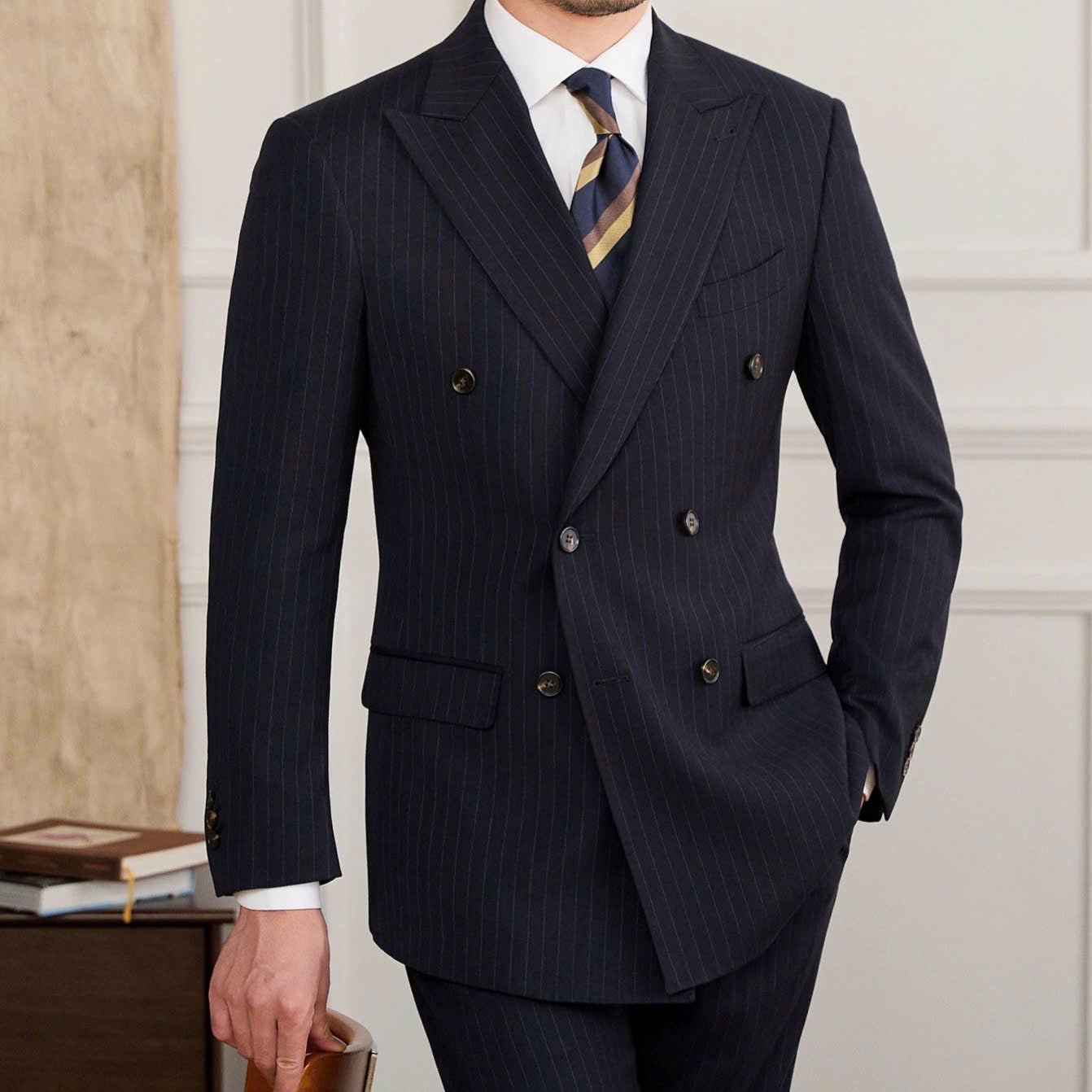 Harold Lausanne Pinstripe Double-Breasted Suit – HAROLD