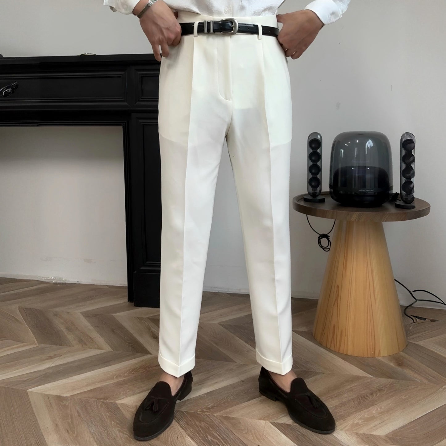 Hollywood Trousers Season 1 (Includes: Belt)