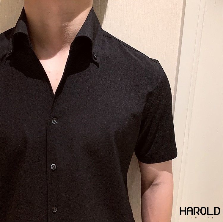 [Premium] Button Down Short-Sleeved Shirt